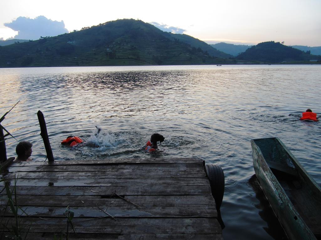 Amasiko Homestay Lake Bunyonyi Kabale المظهر الخارجي الصورة